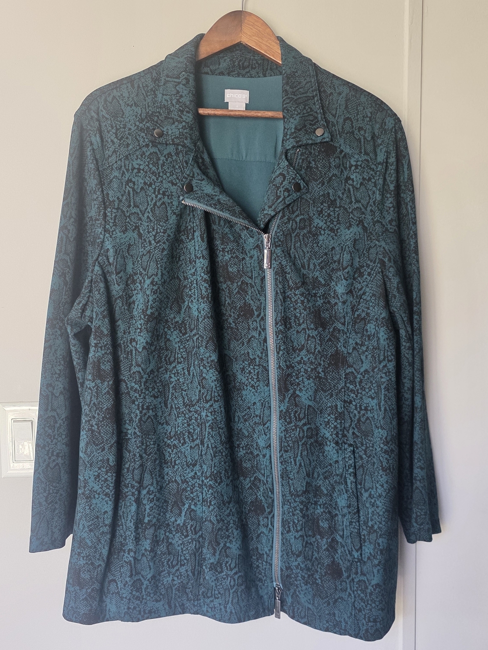 Chico's Teal Snake-Print Zip Front Jacket